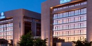 Hotel Hilton Madrid y Serie Arq de Gala